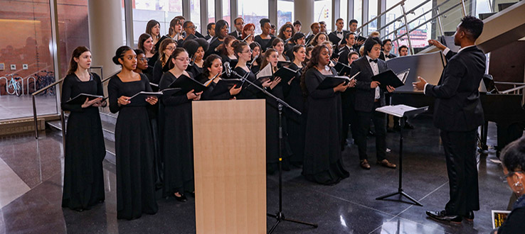 Led by faculty conductors, our choirs make appearances all around campus.