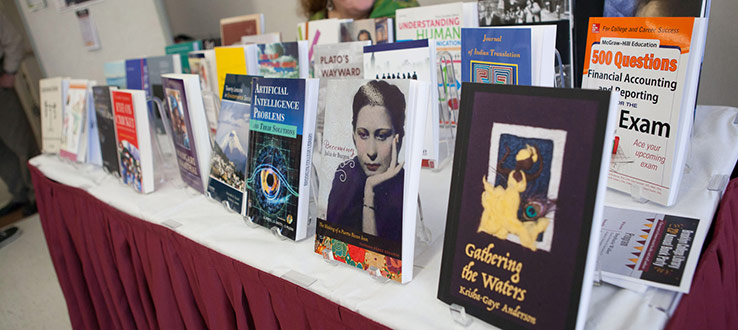 1<p>Author's Corner</p>
