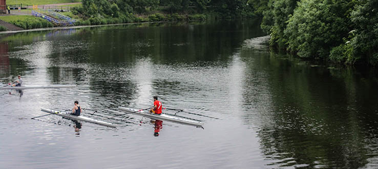 Enjoy your free time with athletic pursuits in the River Clyde.