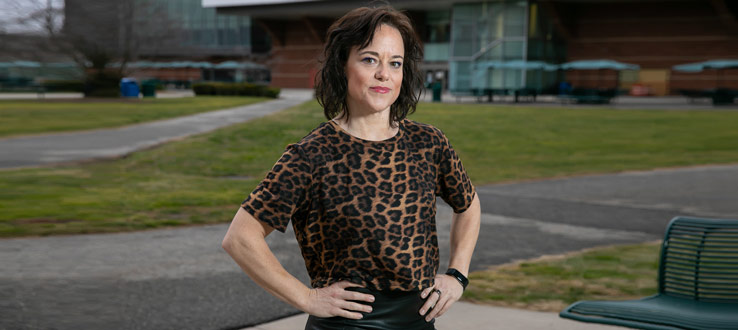 Associate Professor Hejtmanek studies self transformation, sport and fitness, popular culture, and youth.