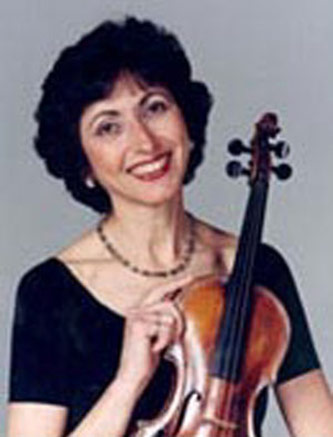 <p>Patinka Kopek</p>