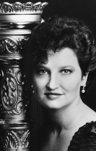 <p>Sara Cutler</p>