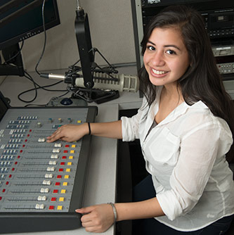 Lila Hassan has received a Gilman scholarship.