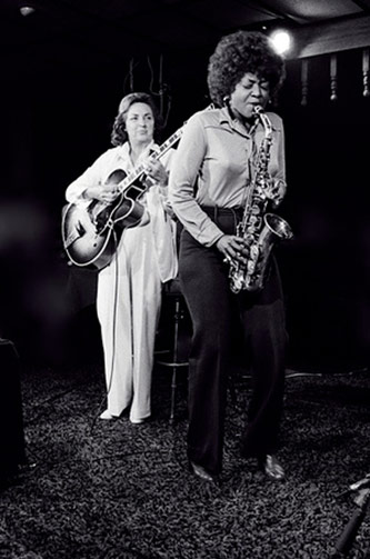Vi Redd (saxophone) and Mary Osborne (guitar) June 1977, Photo courtesy of <a href=
