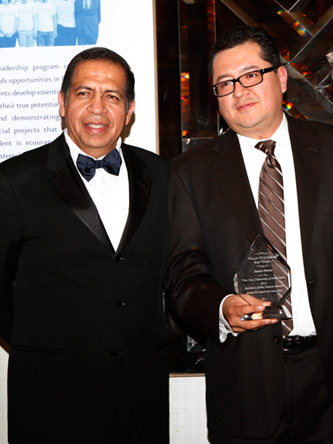 Joel Magallán (left) and Jesús Pérez Joel Magallán (left) and Jesús Pérez